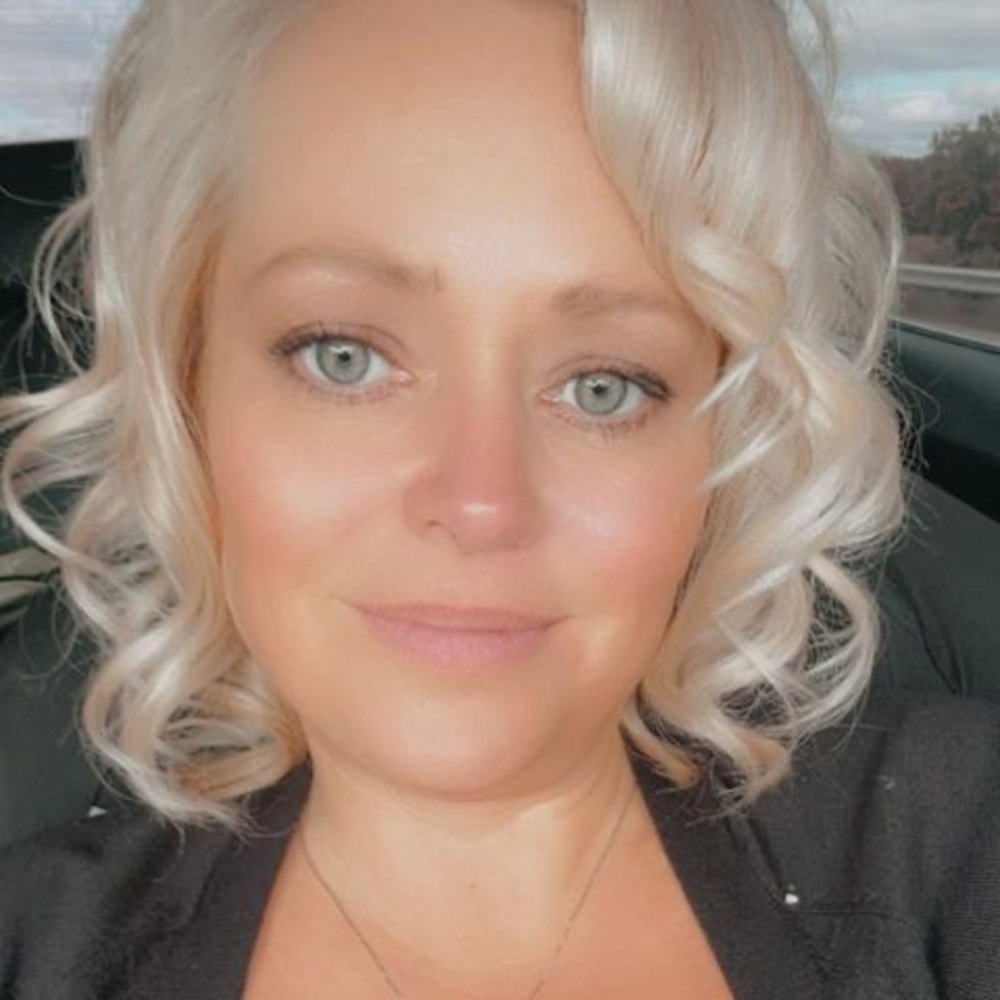 Meet your Posher, Christie